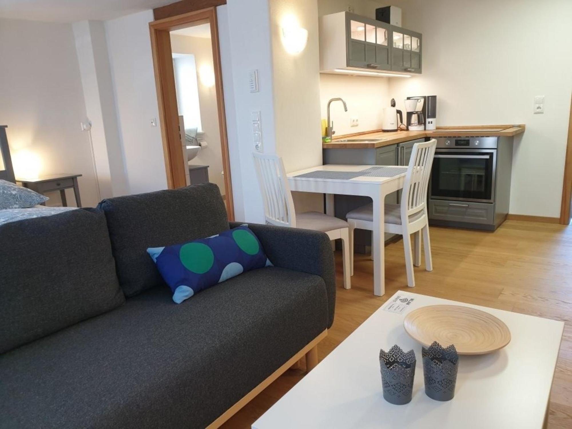 Torhaus Rattelsdorf - Wohnung 1 Sonnenblume Экстерьер фото
